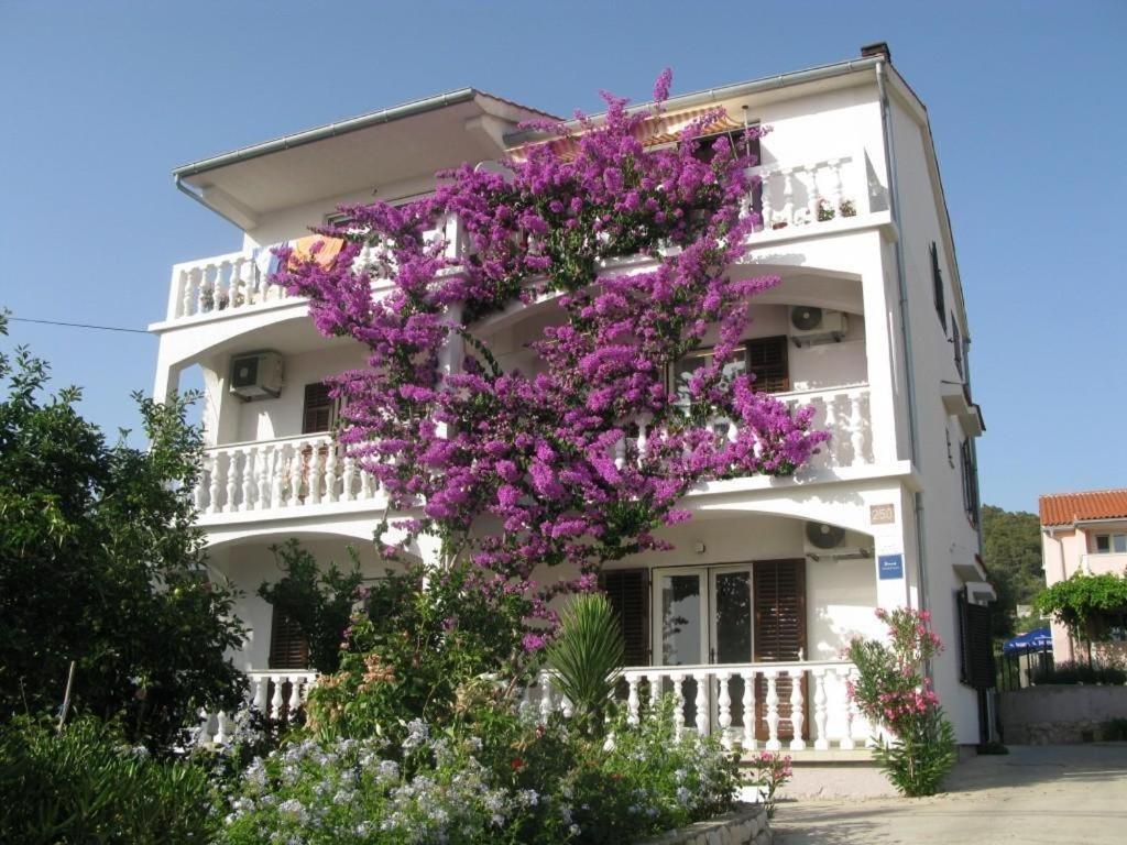 Apartments By The Sea Barbat, Rab - 17620 Barbat na Rabu Exterior foto